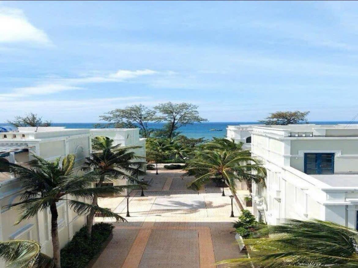 Marina Resort Waterfront Minh Phu Quoc Beach Swimming Pool Kültér fotó